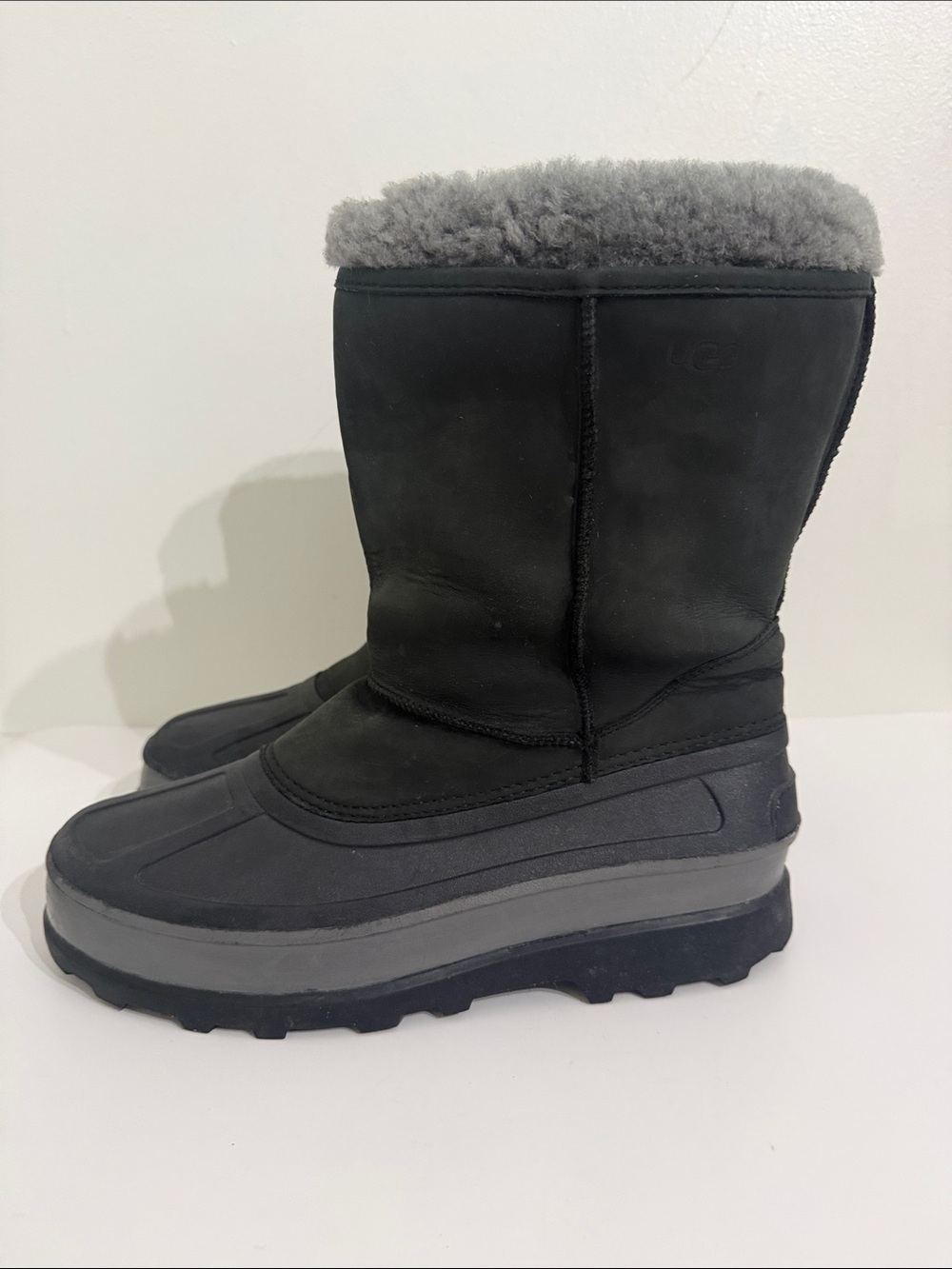 RARE Ugg Australia Pueblo Boots Mens Size 9 Shearling Lined Waterproof - Picture 2 of 12